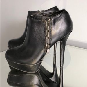 Material Girl Boots